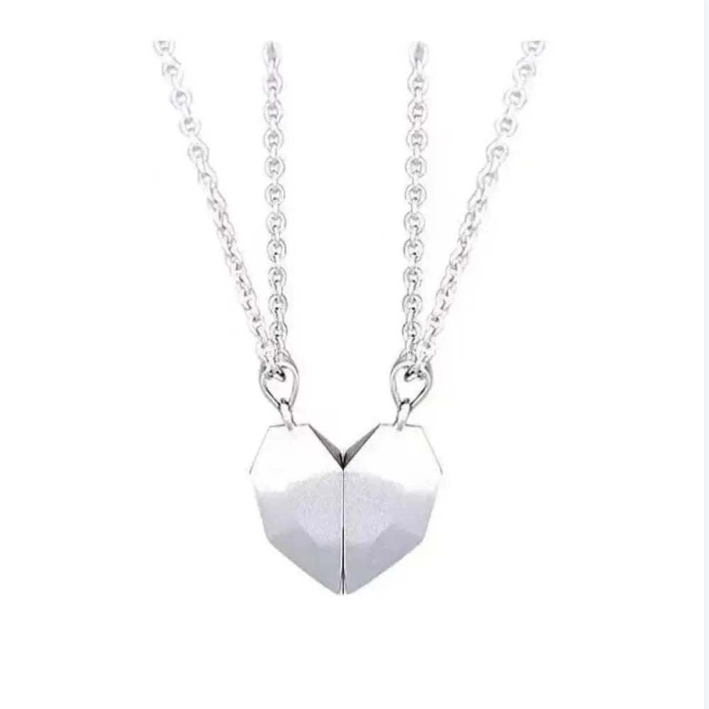 2Pcs/Set Fashion Couple Heart Magnetic Necklace – Matching Pendant Set for Weddings & Anniversaries - Image 7
