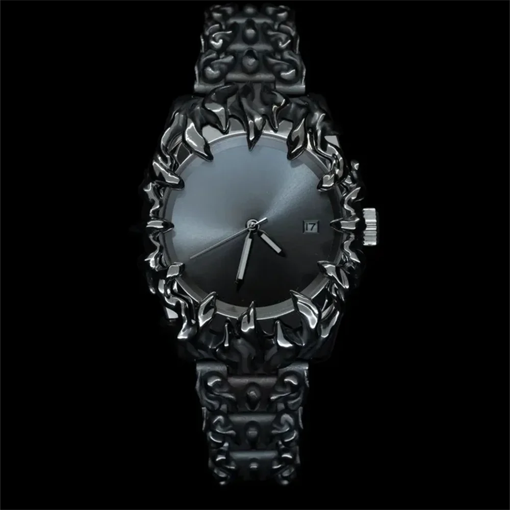 Retro Y2K Claw Watch – Alabaster-Style Fashion Timepiece with Unique Design - Image 7