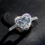 Luxury Silver Color Heart Ring for Women