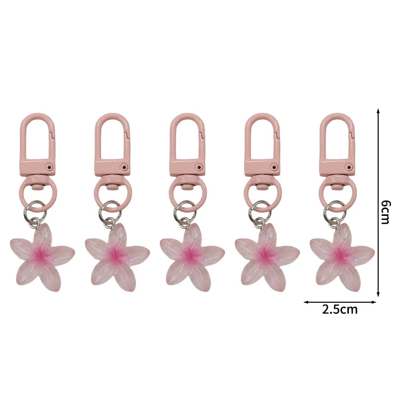 Cute Little Flower Pendant Keychain – Colorful Mini Resin Gift for Guests & Parties - Image 7