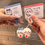 Chiikawa Hachiware Magnetic Keychain – Cute Kawaii Cartoon Pendant for Girls & Couples